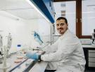 Carlos, graduado en Medicina con 21 años: "Llevo tanto tiempo siendo el más joven que ya me he acostumbrado"