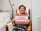 Rosita, la anciana de 94 años que ya reúne 40.000 firmas para que la tele sea gratis en los hospitales públicos: "Distrae mucho, pero cuesta 25 euros la semana"