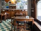 "Si verdaderamente valoras este lugar, deberías borrar este reel": la crítica de los mallorquines a una influencer por recomendar un bar 'de toda la vida'