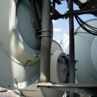 Un sinfín de antenas coronan Torrespaña