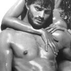 5c8ab30320000045046f93d9