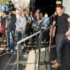 5c8ab310240000f404a38437