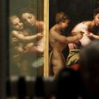 En esta obra se aprecia la influencia del pintor Leonardo Da Vinci en la importancia de los contrastes lumínicos y su composición piramidal