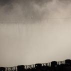 Procedente de una estirpe de equilibristas, Nik Wallenda cruzó ayer las cataratas más famosas del mundo suspendido en un cable.