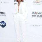 Rihanna también lo ha llevado. Aunque en realidad no cuenta porque Rihanna ha llevado todo ya.