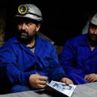 Primitivo, de 40 años, a la izquierda, con un compañero en el encierro en Santa Cruz del Sil (León) el 12 de junio. | Gtresonline