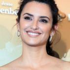 Últimas apariciones públicas de Penélope: en las presentaciones de "A Roma con amor" de Nueva York, Los Ángeles y Roma durante abril y junio.