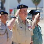 En declaraciones a los periodistas tras realizar una visita al buque oceánico 'Río Segura' el responsable del CRVM de la Guardia Civil ha señalado que dicho buque no está involucrado en el dispositivo de protección a los pescadores gaditano...