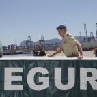 El Rey ha visitado el buque oceánico de la Guardia Civil 'Río Segura' y el Centro Regional de Vigilancia Marítima (CRVM) del Estrecho de Gibraltar