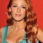 Unas ondas, la melena a un lado y ya está: hasta la celebrity menos interesante queda transformada en diva.