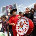 Manolo fue el encargado de animar a la afición desde el estadio