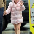 Acaba de cumplir seis años. Sus padres le pusieron un nombre que significa 'princesa'. No le gustan los fotógrafos y es un icono de la moda infantil. Incluso ha vestido ya tacones. Entre sus pasiones, los peluches.