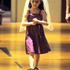 Acaba de cumplir seis años. Sus padres le pusieron un nombre que significa 'princesa'. No le gustan los fotógrafos y es un icono de la moda infantil. Incluso ha vestido ya tacones. Entre sus pasiones, los peluches.