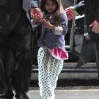 Acaba de cumplir seis años. Sus padres le pusieron un nombre que significa 'princesa'. No le gustan los fotógrafos y es un icono de la moda infantil. Incluso ha vestido ya tacones. Entre sus pasiones, los peluches.