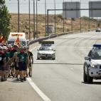 5c8b6590240000f404a49c77