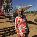 5c8b6686230000dd0424a420