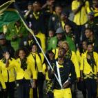 5c8b1ce4360000ba1a6c7dbd