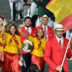 La delegación española con los polémicos trajes. Gasol muy guapo, pero con una corbata horrorosa.