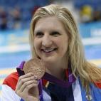 5c8b705e230000dd0424bbc8