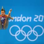 5c8ac6f2360000c81a6c0ce7