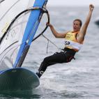 5c8b77dc230000040124cfb7