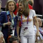 5c8b7edd240000f404a4dd95