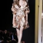 5c8b65132300000401249f72