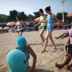 5c8b6547230000d50424a000