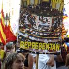 5c8ac5d1240000f7054c6d33