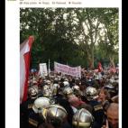 5c8ac5ea360000e01c6c0b0b