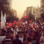 Aukan O Phobia:Las calles de Alicante repletas de gente como nunca, en contra de los recortes.