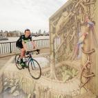 5c8ac66a240000f404a3a9cc