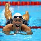 Belmonte feliz después de quedar segunda en los 200 mariposa
