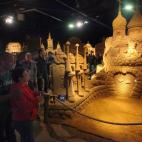 Una muestra más del festival de Blankenberge (Bélgica). En esta ocasión, el castillo de la malvada Reina de Corazones, uno de los personajes del cuento Alicia en el País de las Maravillas.