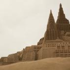Una ciudad entera de rascacielos, en el festival de Zeebrugge (Bélgica), donde se presentan algunas de las esculturas más grandes del mundo.