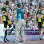 De esta manera, el equipo de relevos sudafricano compuesto por los corredores De Jager, Mogawane, Pistorius y De Beer, no pudo terminar la carrera y se quedó sin poder intentar su pase a la final de este viernes a partir de las 22.20 horas.