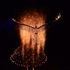 5c8ac84420000045046fbcb5