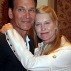 5c8ac8902500000704c9a37e