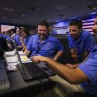 5c8b5deb240000f404a487dd