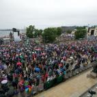 Un año después, miles de noruegos homenajearon a las víctimas con un concierto.