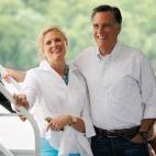 5c8ac9bf240000f7054c7524