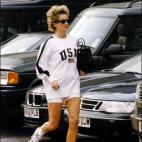 5c8a871b2500000704c92658