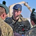 Estudió en la escuela militar de Sandhurst, al sur de Inglaterra. Debido a su carrera militar, Guillermo estuvo este año en las Malvinas para cumplir una instrucción castrense, pero su viaje causó una crisis diplomática con Argentina, que r...