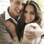 Retrato oficial para el anuncio de su compromiso. Una imagen tomada el 25 de noviembre de 2010.