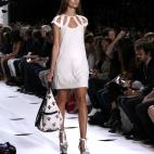 5c8b716522000051001aeb52