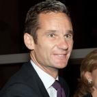 5c8a45f42500000d04c8d32e