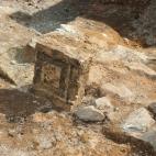 5c8acb9b2400000a05a3b3c4