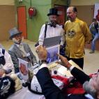 5c8b5e19240000f7054d4bdb