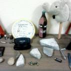 Los objetos intervenidos por la Policía Nacional en la manifestación de ayer