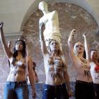 5c8accfc250000520681c5f6